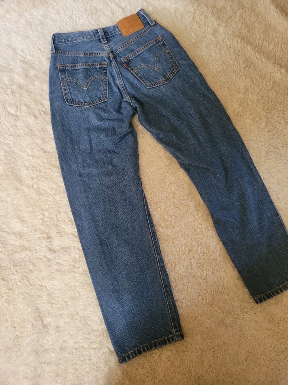 Levi's Lightweight 501 Cropped Jeans | Cotton Lyocell | 24" Inseam - Picture 4 of 16